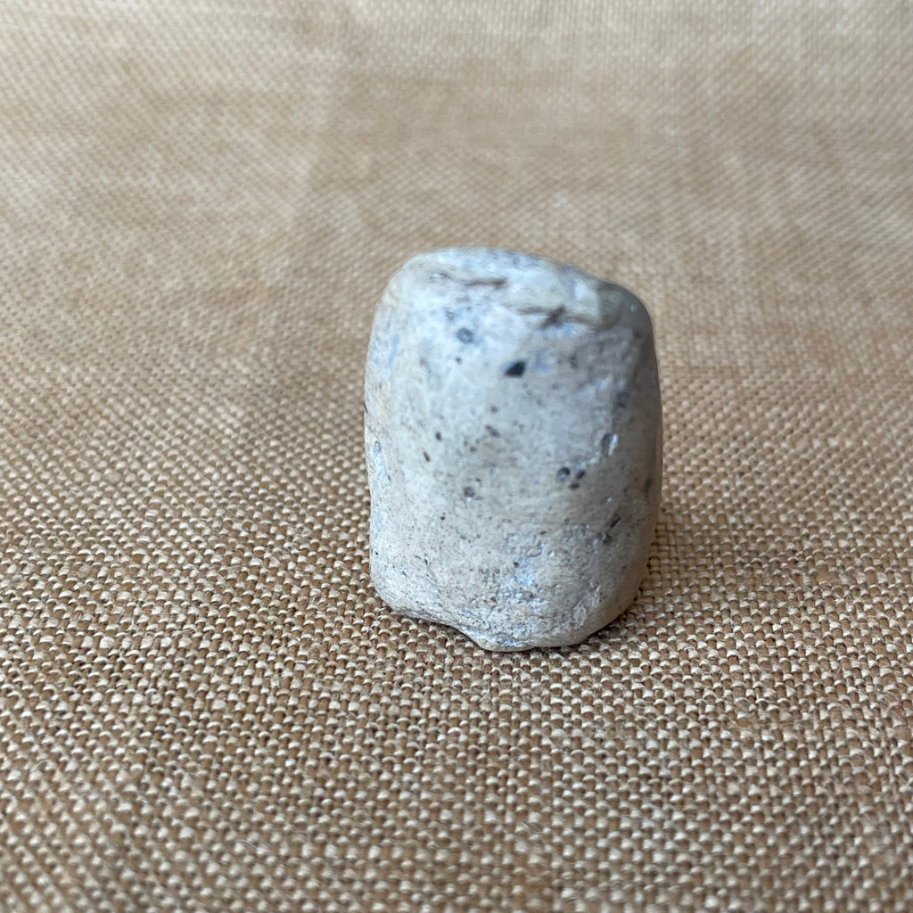 Small Thai Clay Buddha Amulet / Votive Figure
