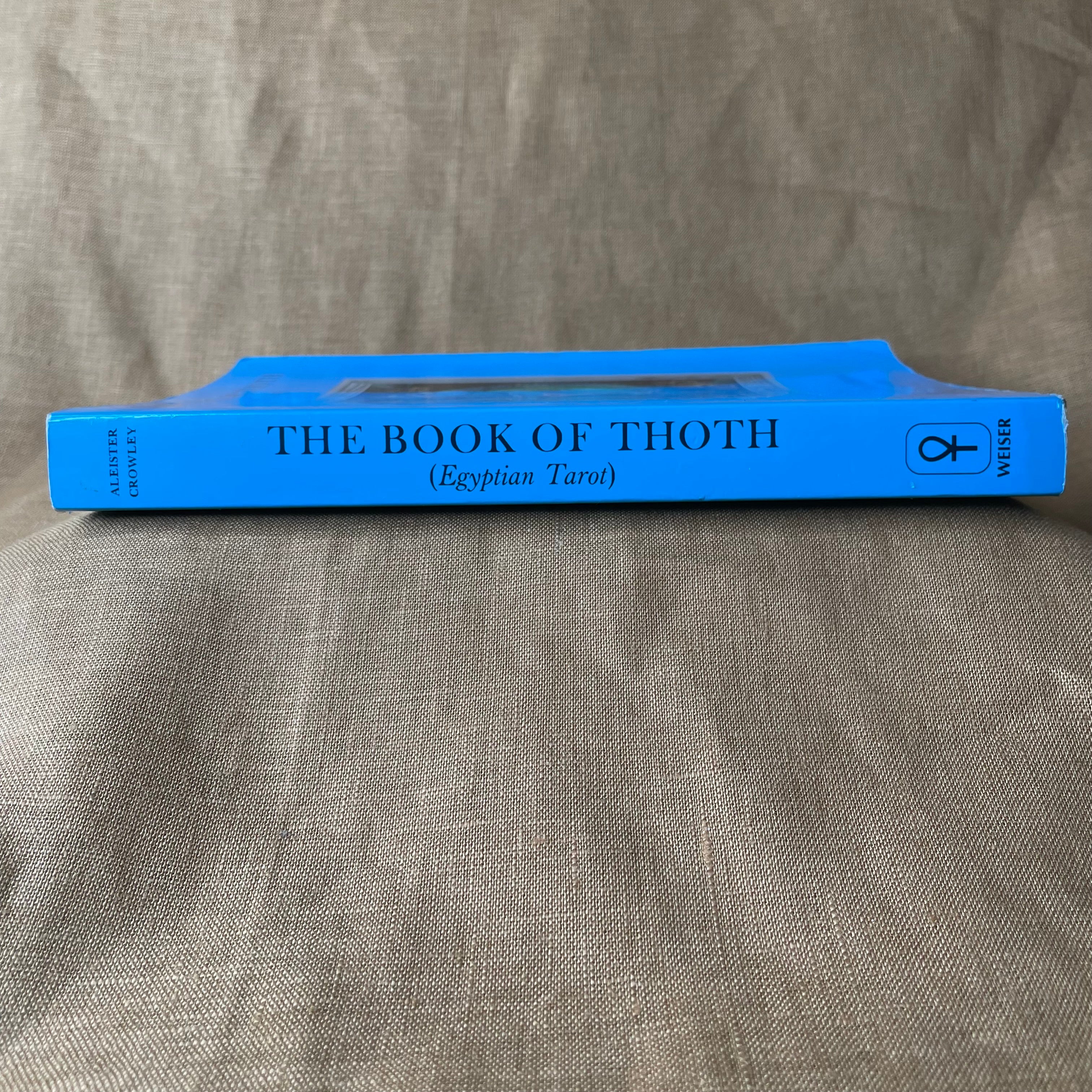 The Book of Thoth (Egyptian Tarot) - Aleister Crowley