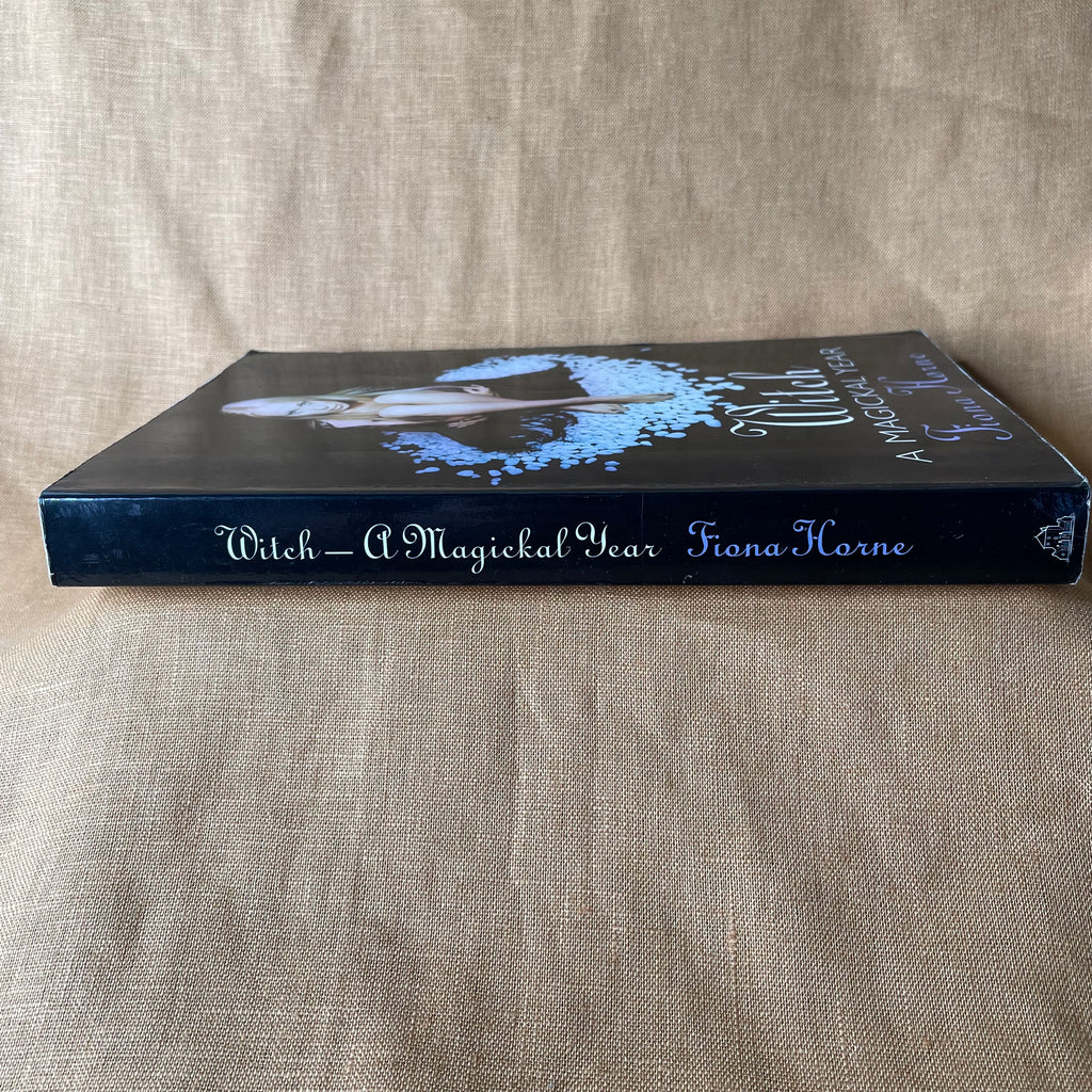 Witch: A Magickal Year — Fiona Horne