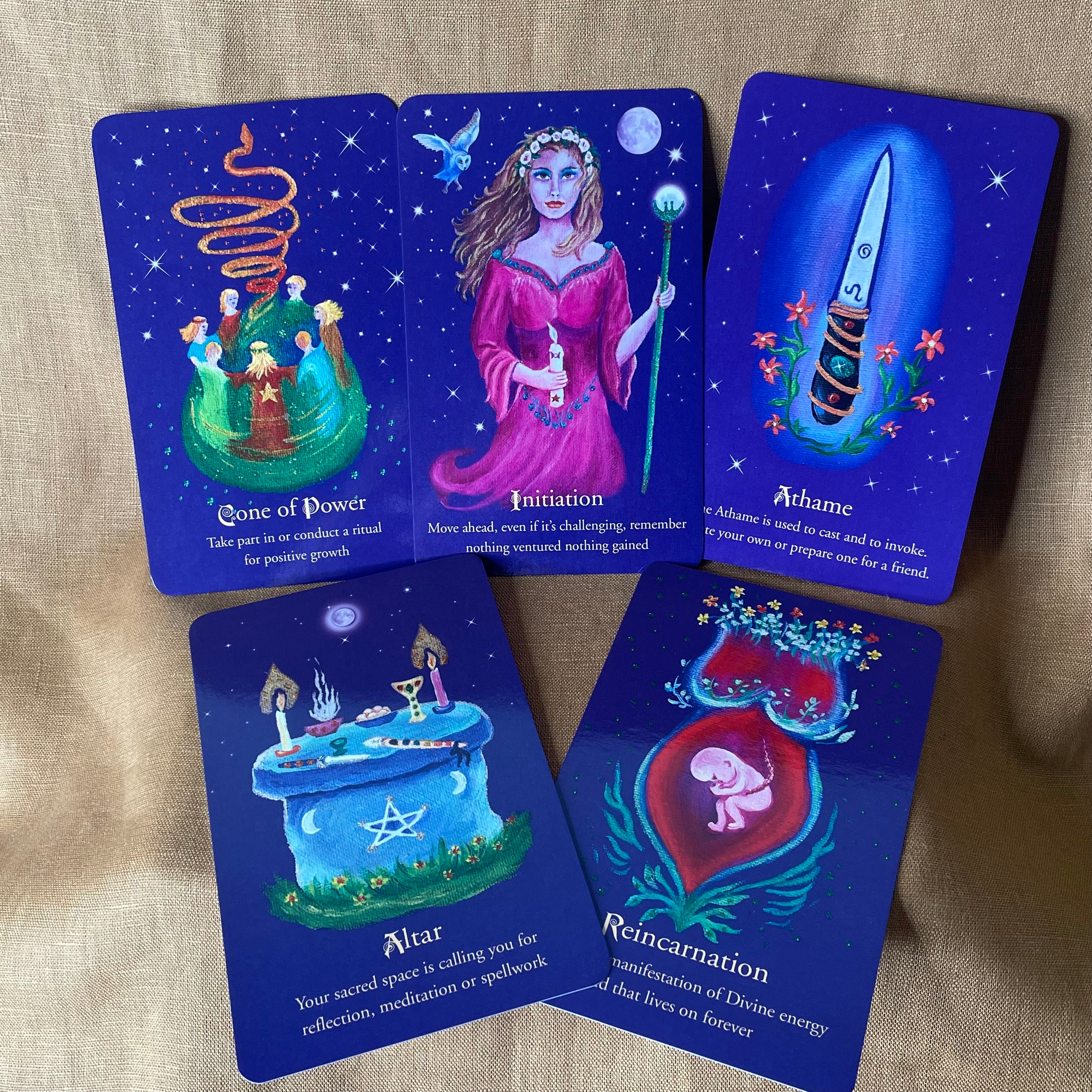 Pathways to Magick: Oracle of Transformation - Tori Amber Hilton