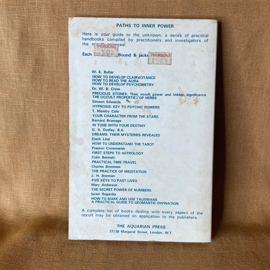 A Practical Guide to Geomantic Divination - Israel Regardie