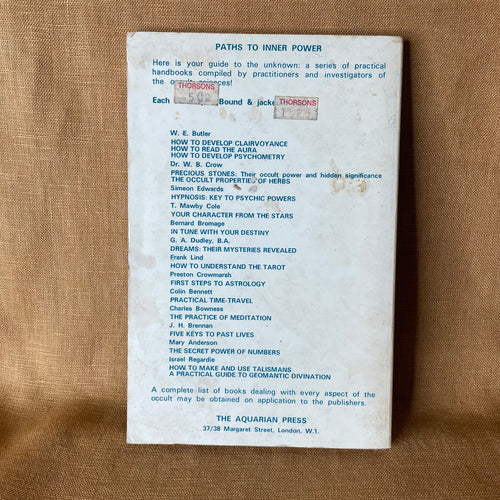 A Practical Guide to Geomantic Divination - Israel Regardie