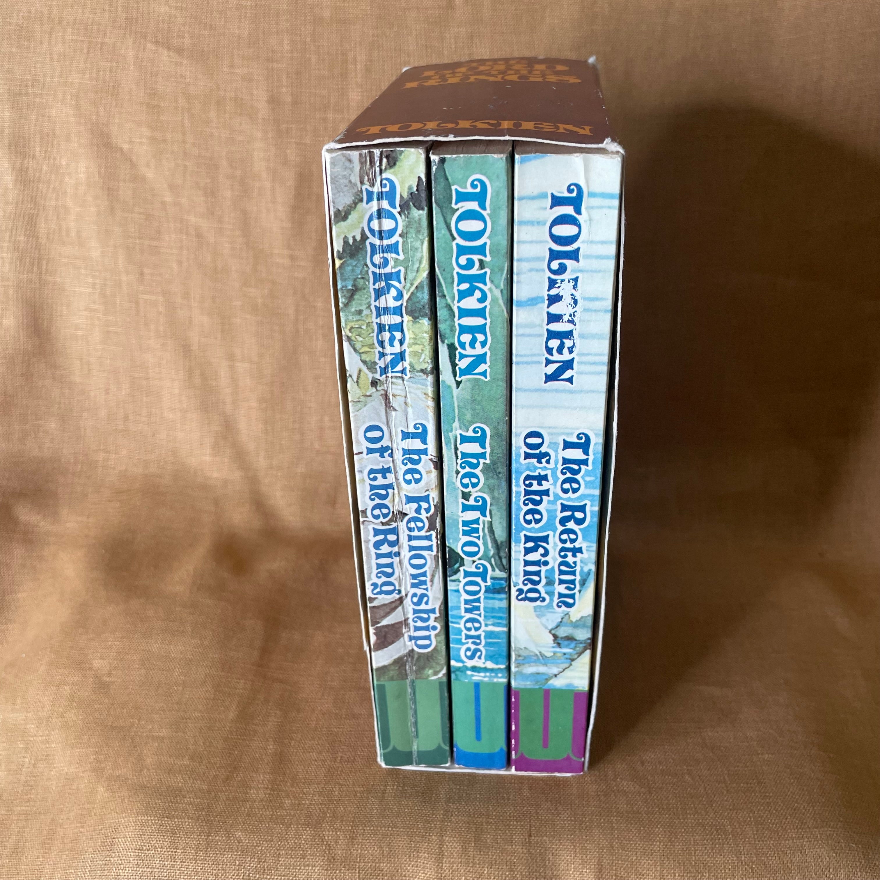 The Lord of the Rings: Three-Volume Boxed Set - J.R.R. Tolkien