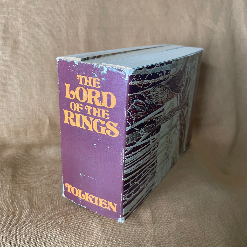 The Lord of the Rings: Three-Volume Boxed Set - J.R.R. Tolkien