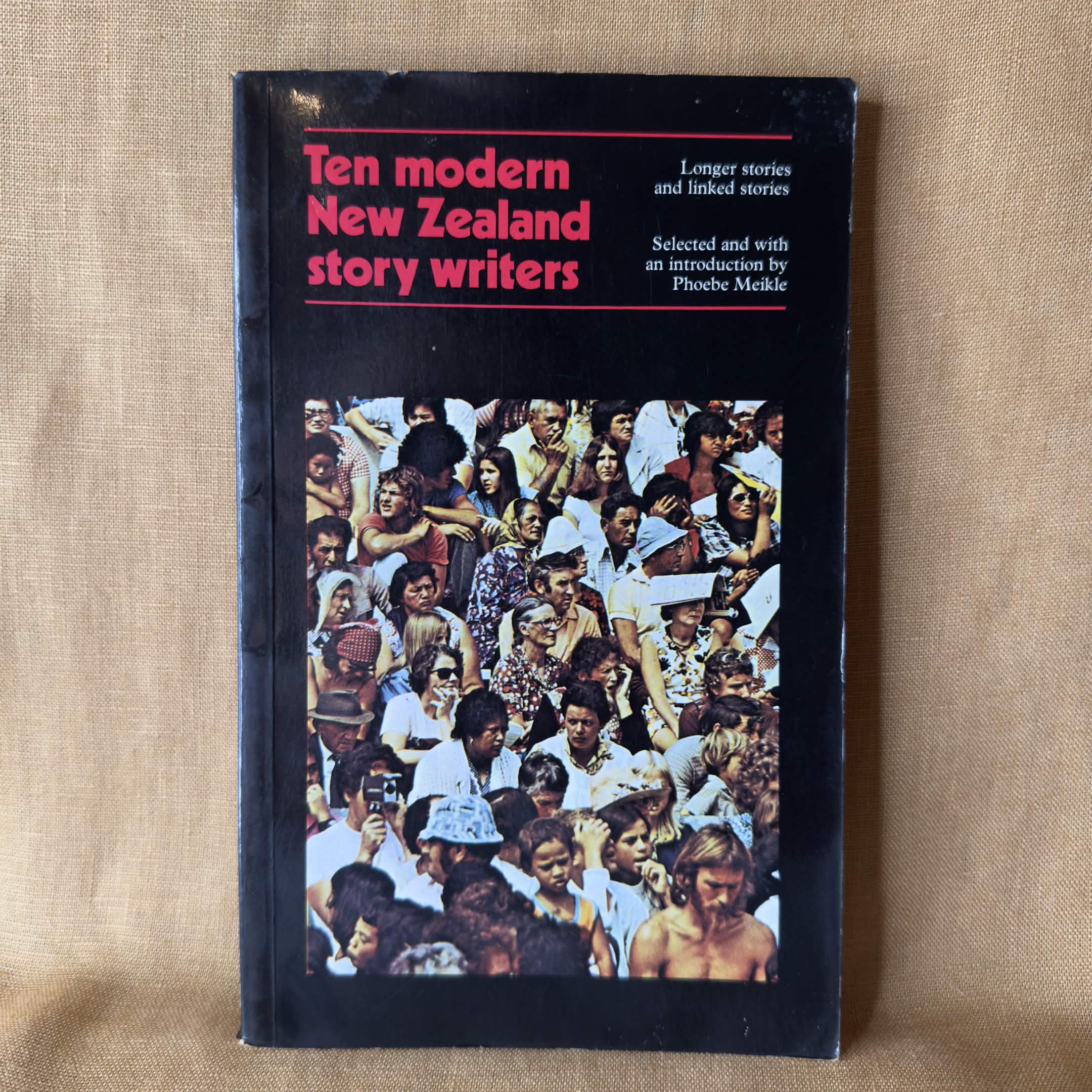 Ten Modern New Zealand Story Writers — Selected and introduced by Phoebe Meikle