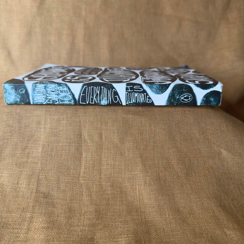Everything Is Illuminated — Jonathan Safran Foer