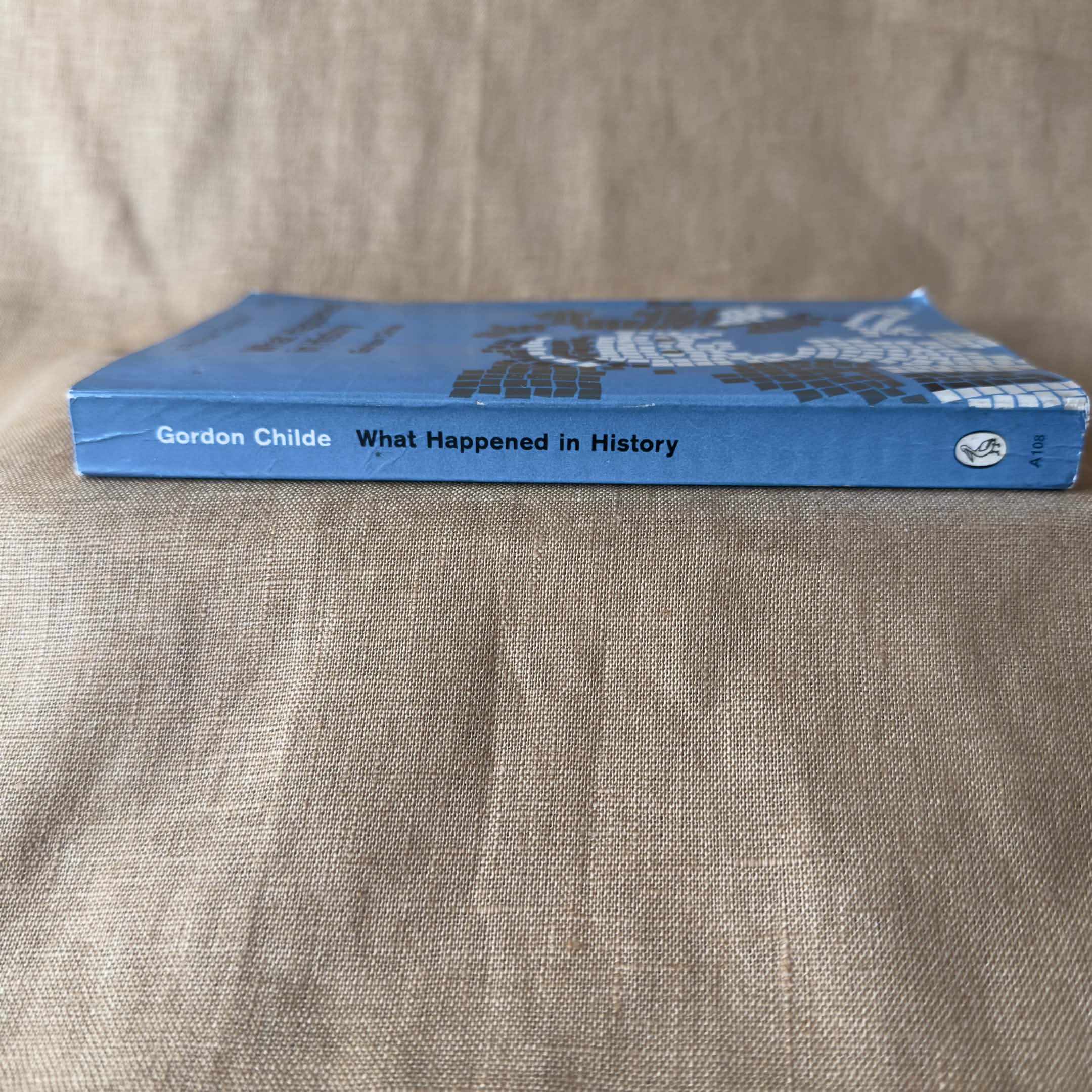 What Happened in History — Gordon Childe