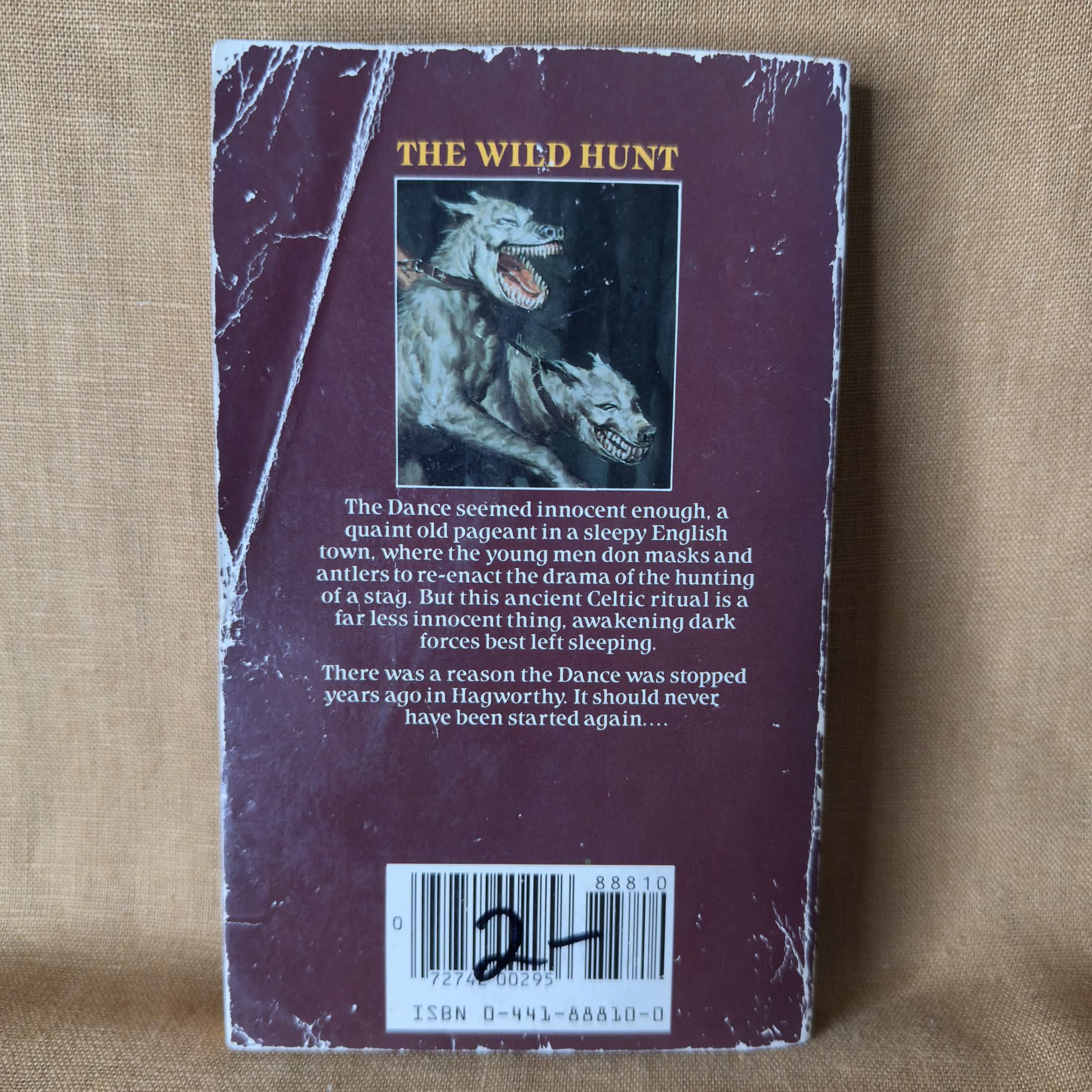 The Wild Hunt of the Ghost Hounds — Penelope Lively