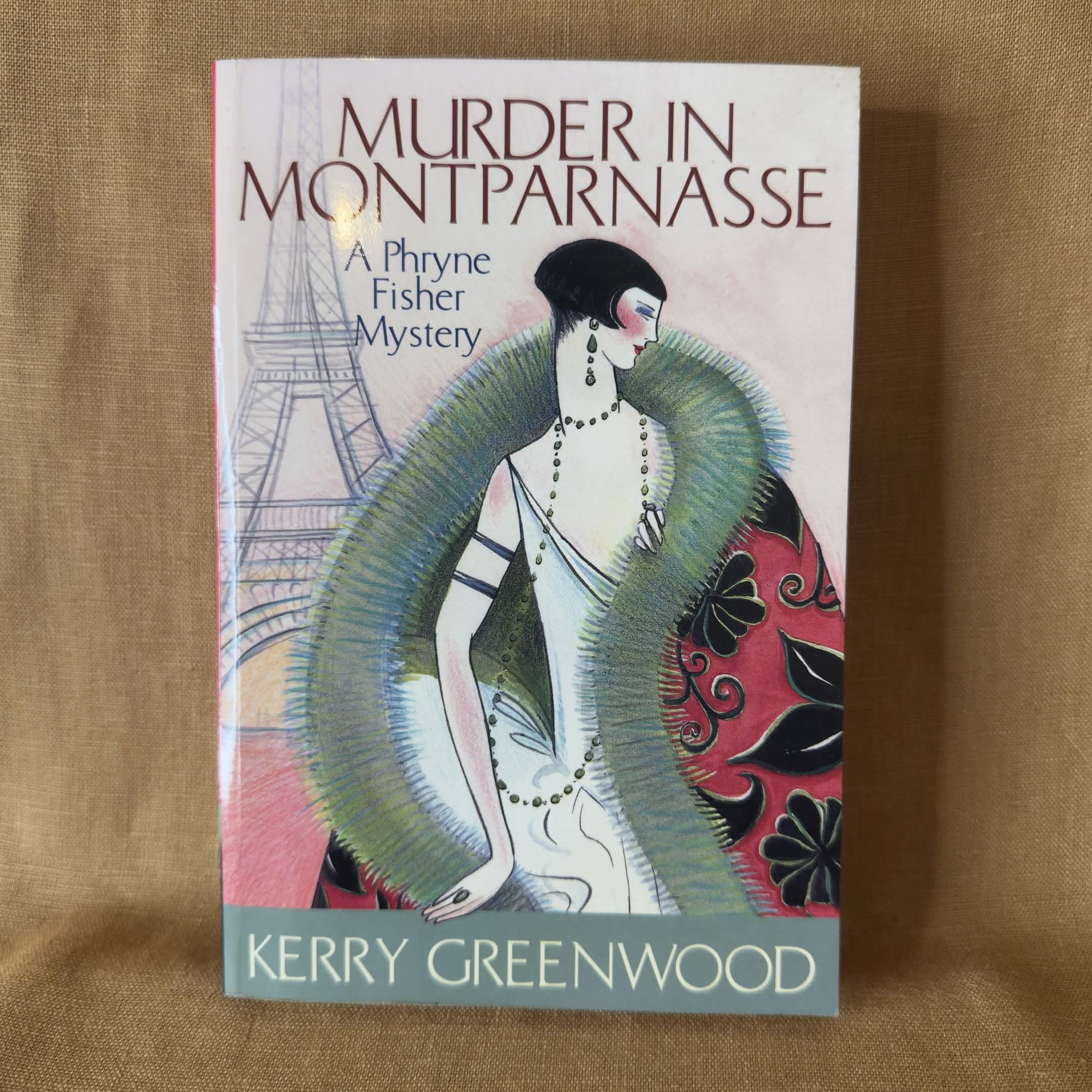 Murder in Montparnasse: A Phryne Fisher Mystery — Kerry Greenwoo