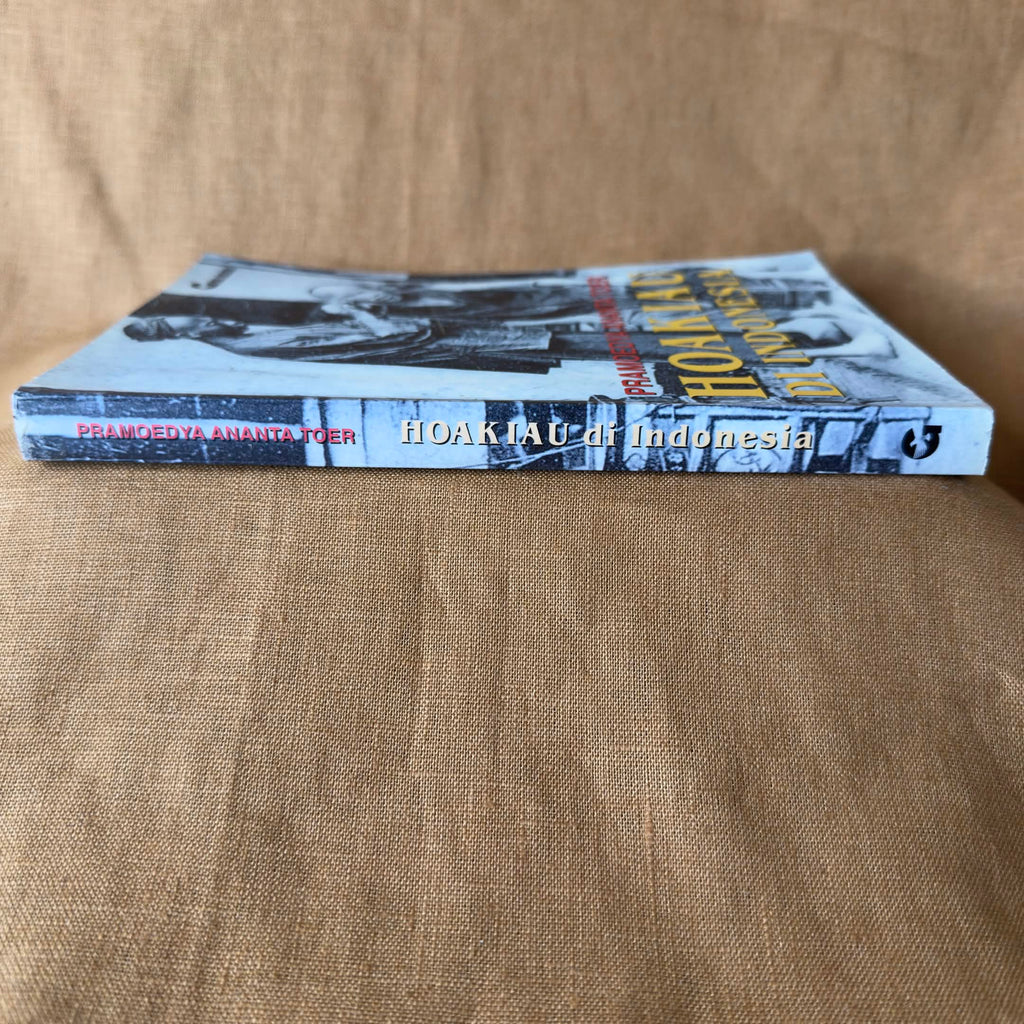 Hoakiau di Indonesia — Pramoedya Ananta Toer