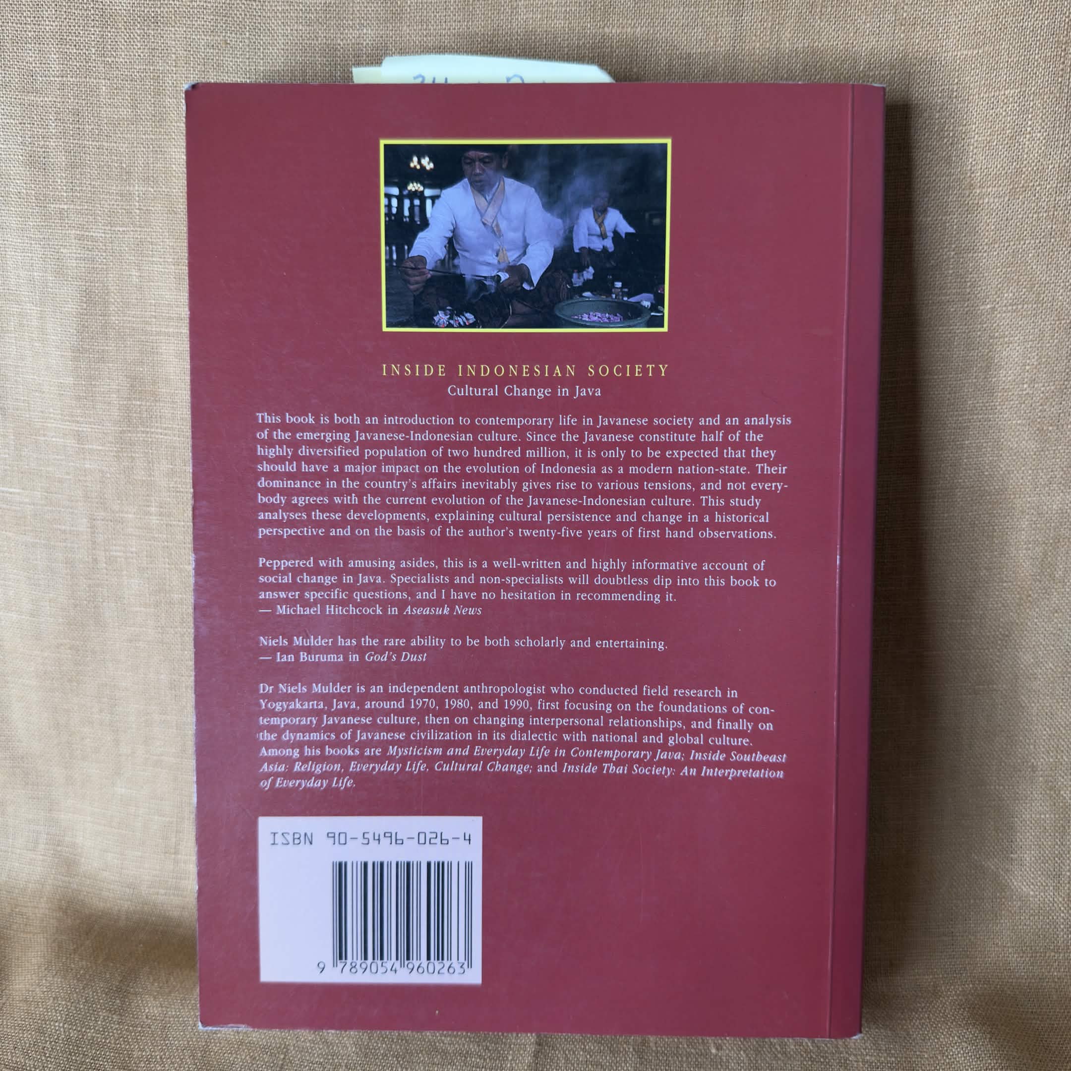 Inside Indonesian Society: Cultural Change in Java - Niels Mulder