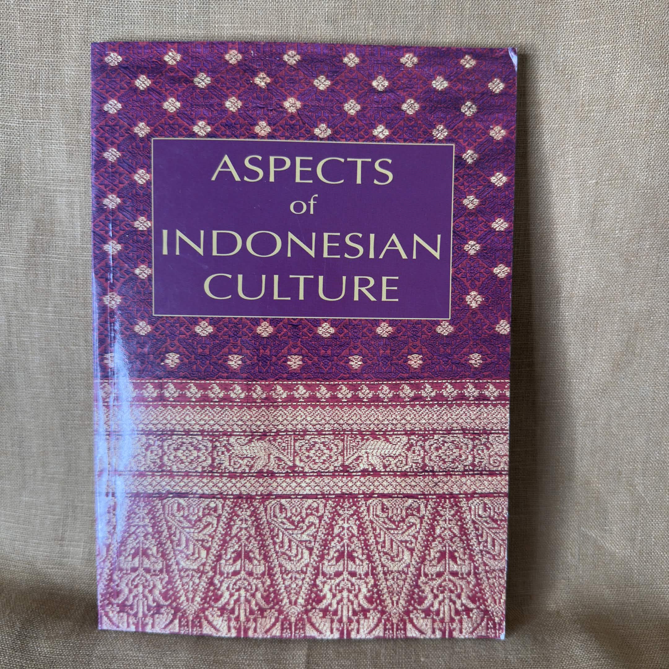Aspects of Indonesian Culture: Java, Sumatra and Sulawesi - Indonesian Heritage Society