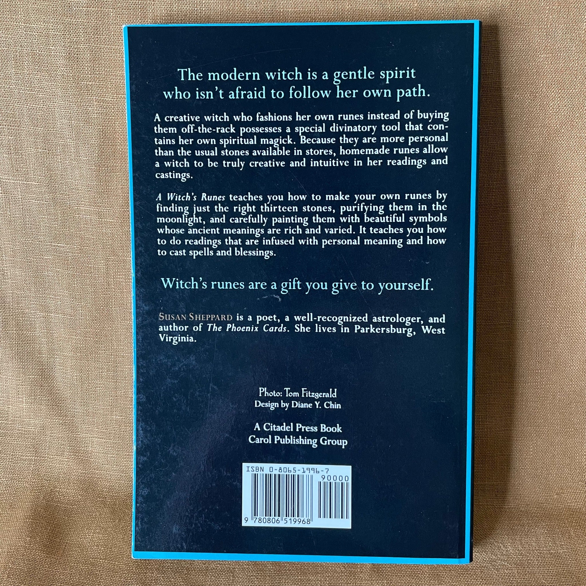 A Witch's Runes by Susan Sheppard back cover