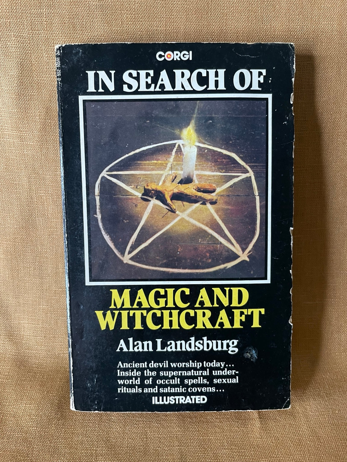 In Search of Magic and Witchcraft by Alan Landsburg, Corgi 1977 front cover