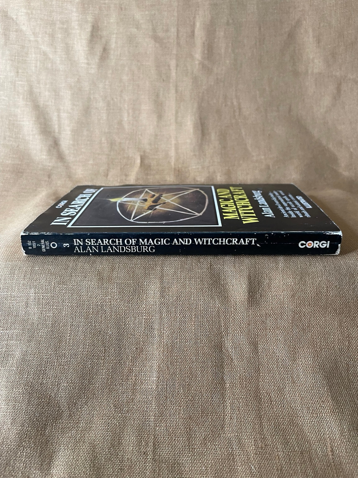 In Search of Magic and Witchcraft by Alan Landsburg, Corgi 1977 spine