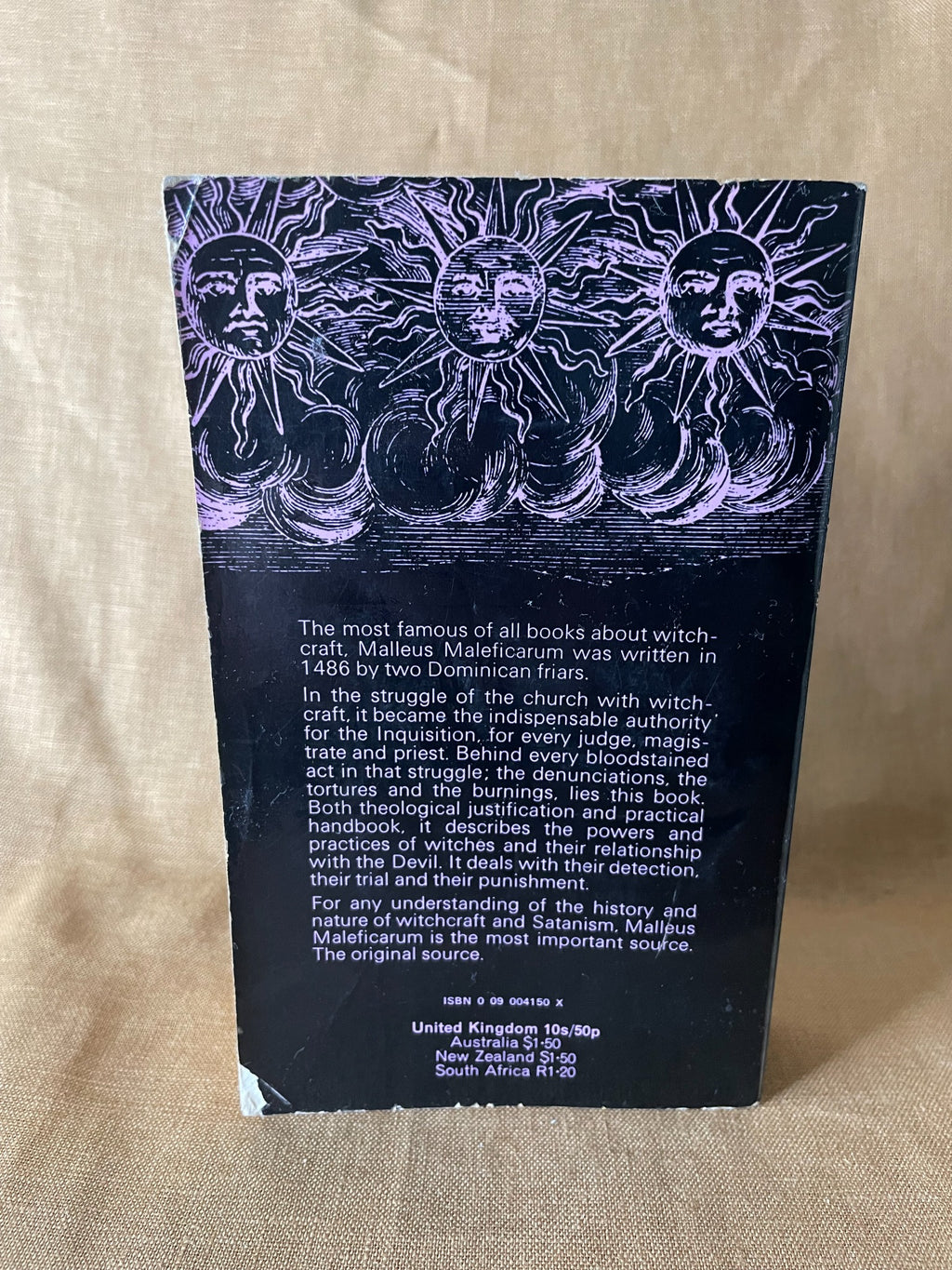 Back cover of Malleus Maleficarum, Arrow Books 1971