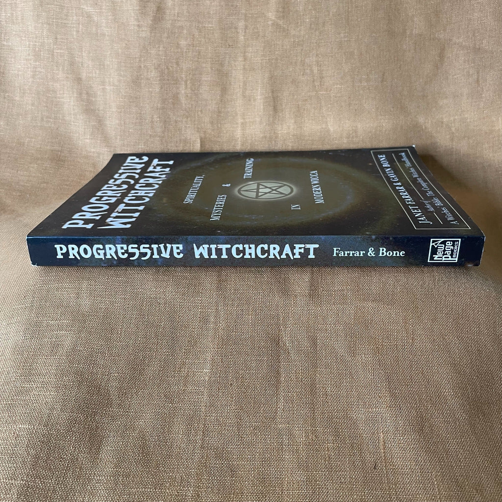 Progressive Witchcraft spine and page edges