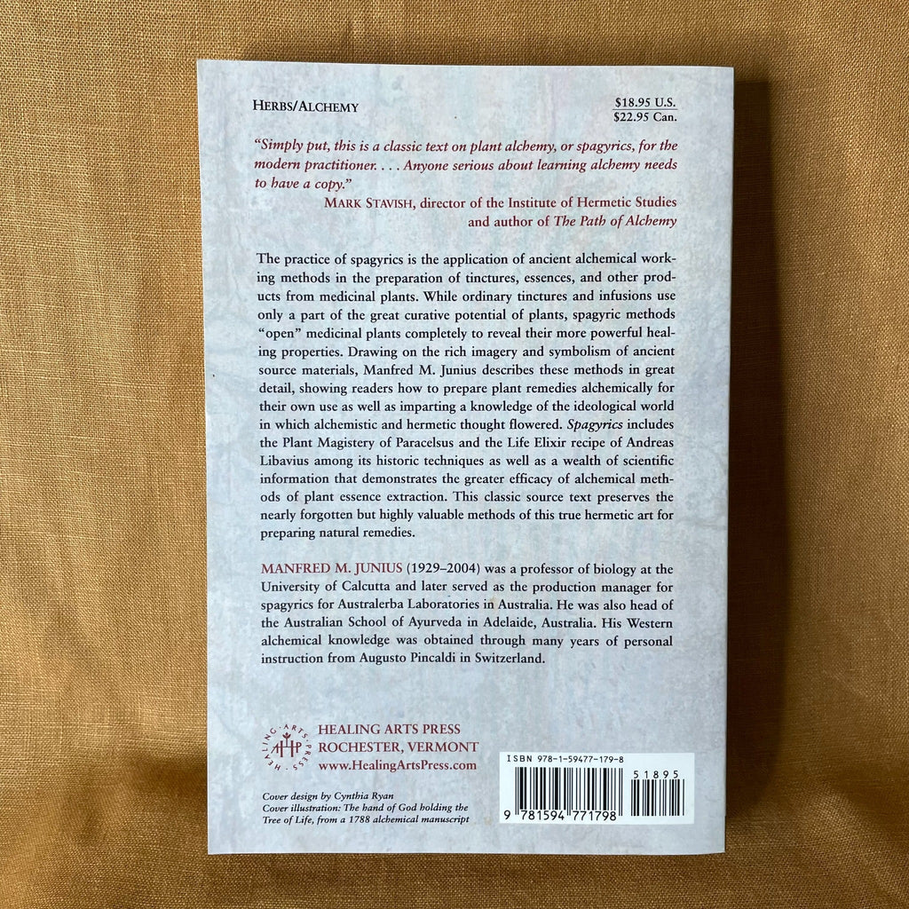 Back cover of Spagyrics by Manfred M. Junius